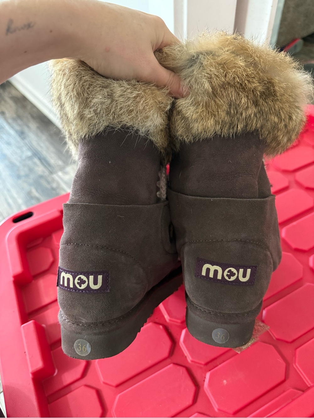 MOU Rabbit Fur Boots - Picture 3 of 4